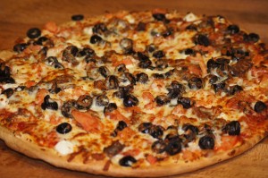 mediteraranean and gyro meat pizza